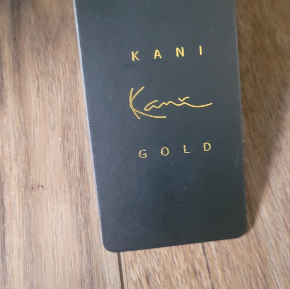 NWT Kani Gold Puffer Jacket, Boys14-16, charcoal, detachable hood - Picture 6 of 8